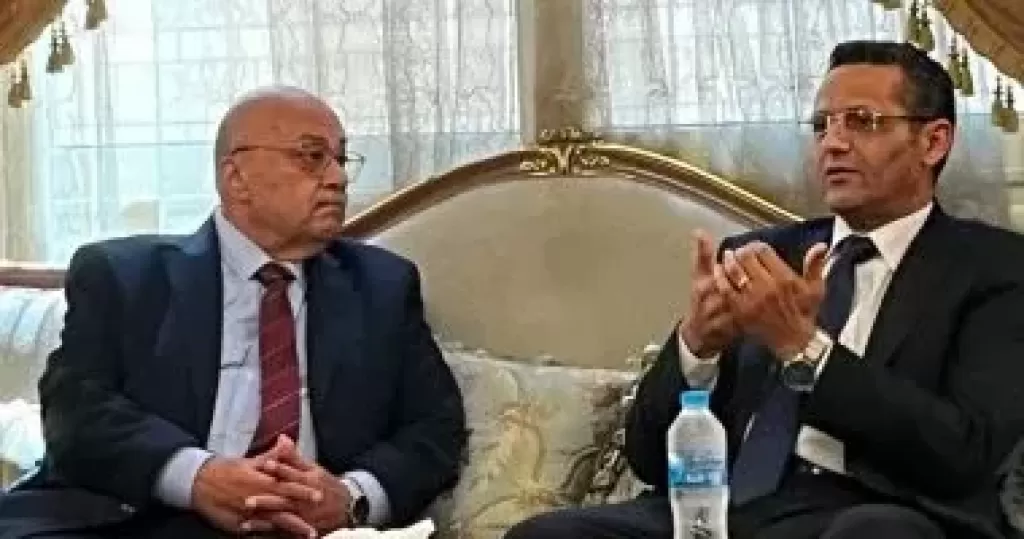 خط أحمر