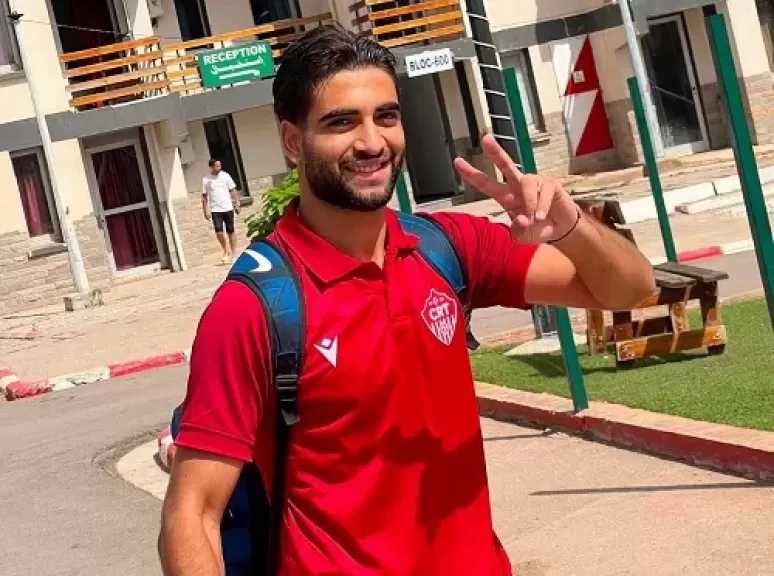 بعد رحيله عن الأهلي.. زعلوك يطمح لإنقاذ فريق جزائري من الهبوط