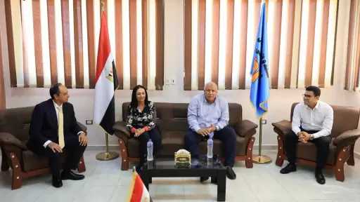 وزيرة التضامن تلتقي القيادات التنفيذية وأعضاء الهيئة البرلمانية والعمد والمشايخ في مطروح بمركز العزيمة