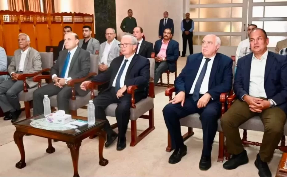 خط أحمر