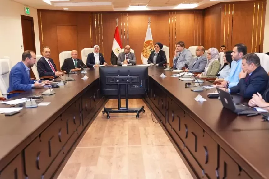 خط أحمر