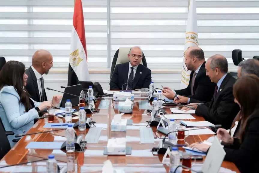 د. محمد فريد: الوزارة حريصة على إزالة التحديات أمام المستثمرين وتوفير بيئة أعمال تنافسية تدعم التوسع والاستثمار