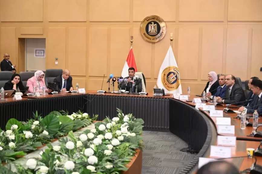 مبادرة القرى المنتجة: إقامة 100 مصنع صغير خلال 3 سنوات في القرى والمراكز للحد من الهدر في المحاصيل الزراعية