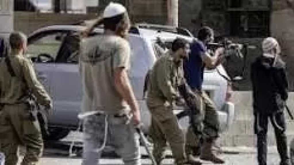 مستوطنون يُداهمون خيام الفلسطينيين في الرأس الأحمر وقوات الاحتلال تقتحم نابلس وقلقيلية