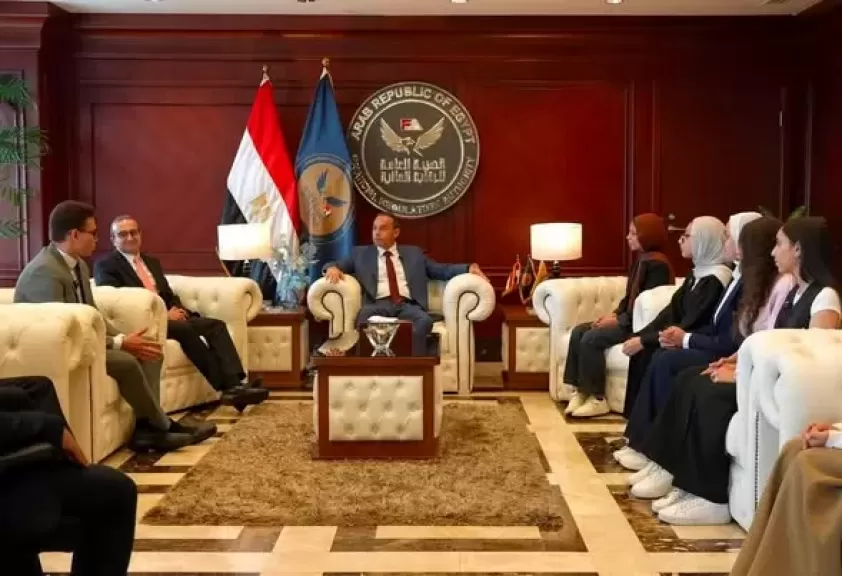 خط أحمر