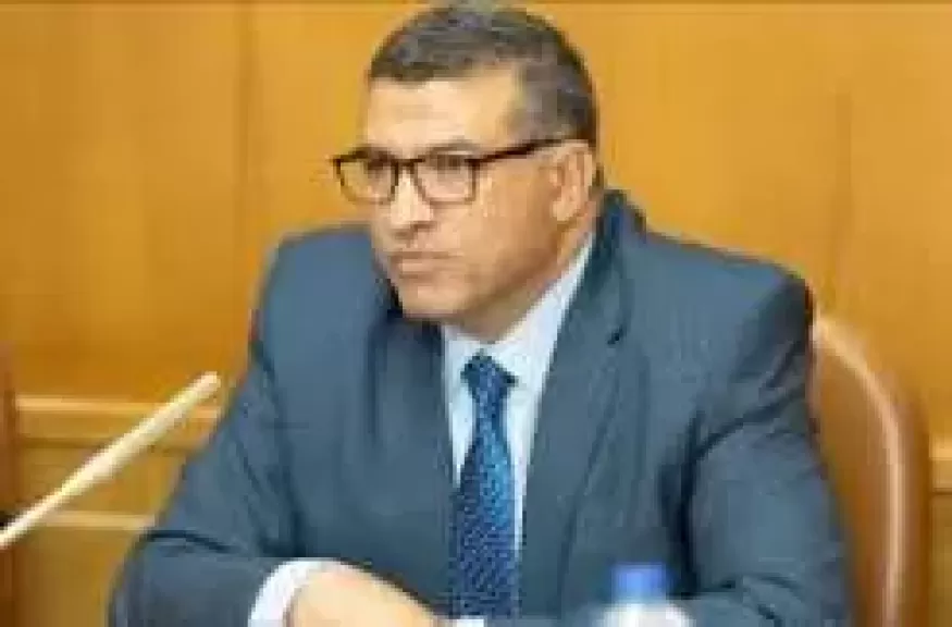 خط أحمر