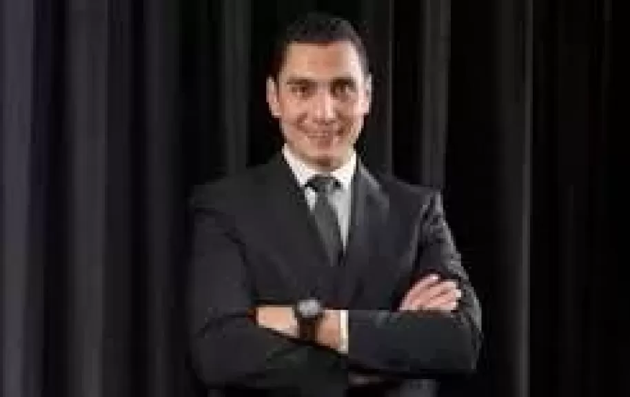 خط أحمر