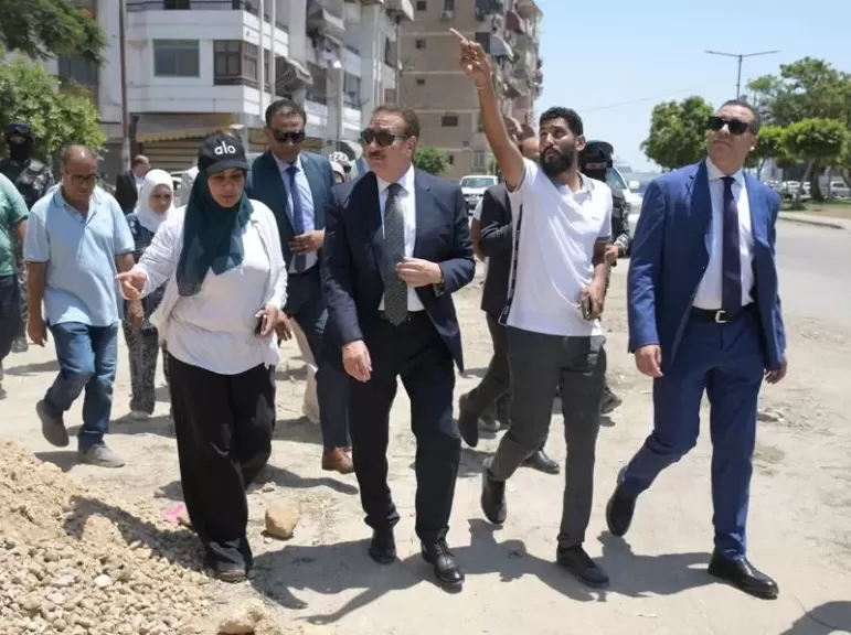 خط أحمر