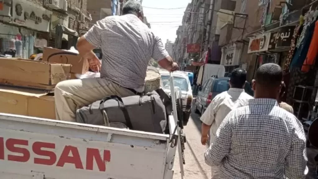 خط أحمر