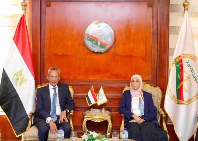 خط أحمر