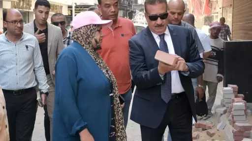 محافظ بورسعيد يتابع أعمال تطوير منطقة أرض العزب وحديقة الأمل.. صور