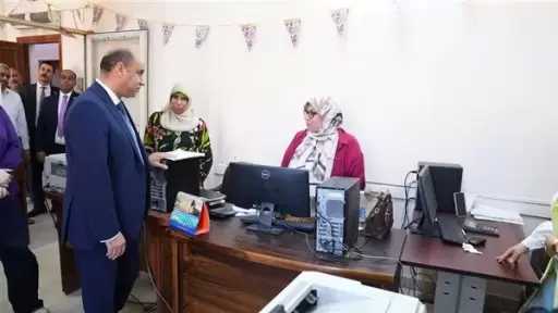 وزير العمل يستمع لآراء المواطنين..ويؤكد: رضا المواطن هو المعيار الحقيقي لنجاحنا