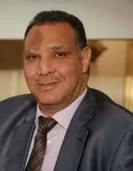 د. محمد سيد أحمد يكتب: لا تقتلوا حمدين صباحي لأنكم اختلفتم معه !!