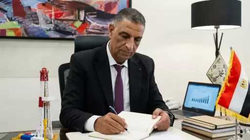 عماد حمدي منسي يكتب: قطاع البترول المصري ورسائل الأمل والأمان عماد حمدي منسي يكتب: قطاع البترول المصري ورسائل الأمل والأمان