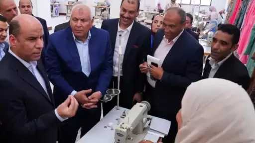 وزير العمل ومحافظ مطروح يتفقان على خطة عاجلة لتطوير ”مركز تدريب مهني الكيلو 7 بمطروح”