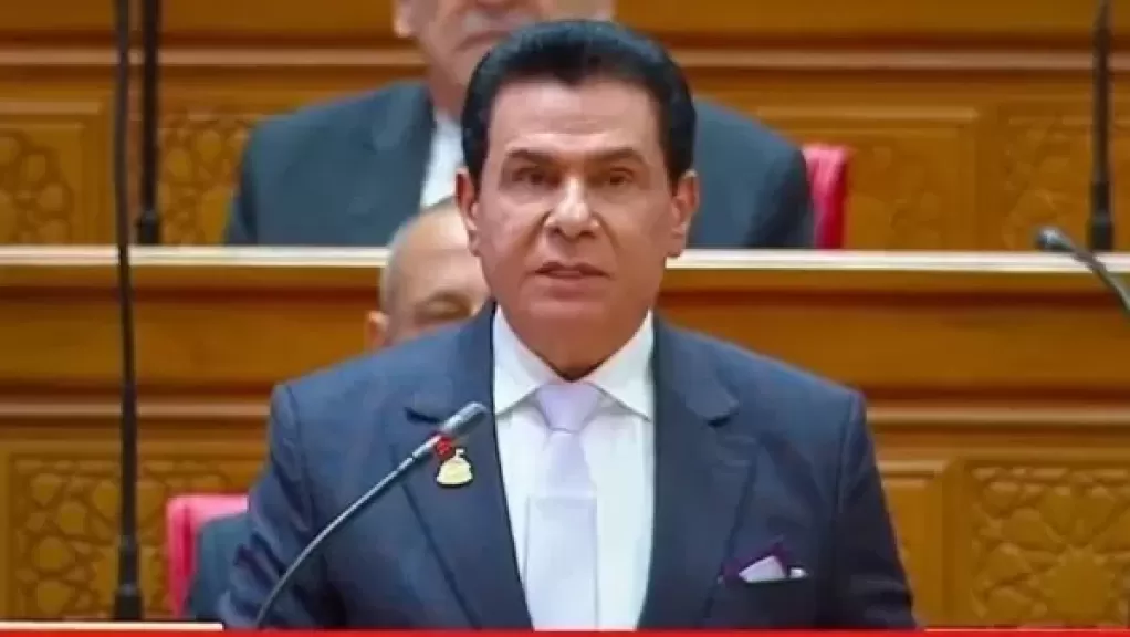 خط أحمر