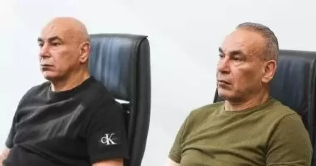 خط أحمر