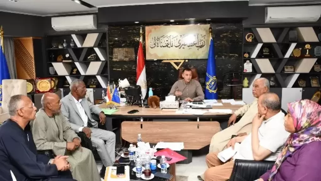 خط أحمر