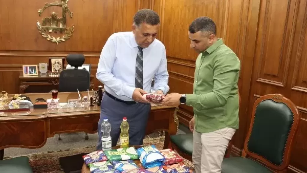 خط أحمر