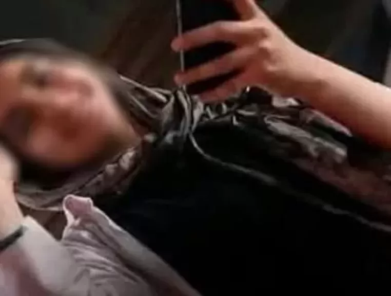 خط أحمر