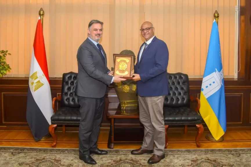 محافظ الإسكندرية يودع قنصل عام اليونان ويشيد بجهوده في تعزيز العلاقات