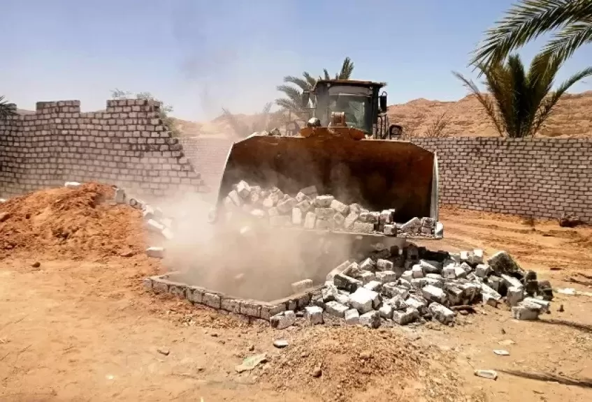 خط أحمر