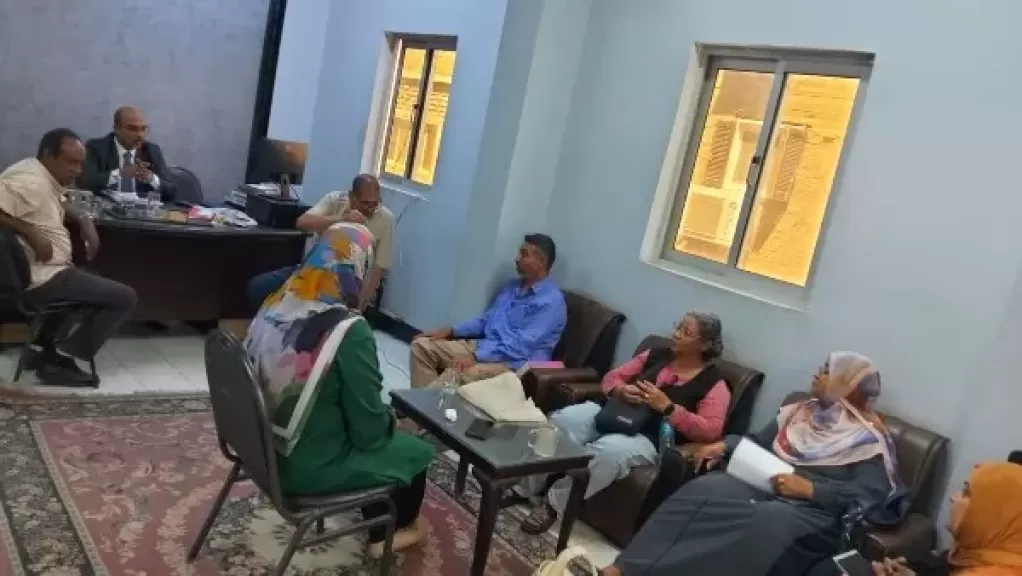 خط أحمر