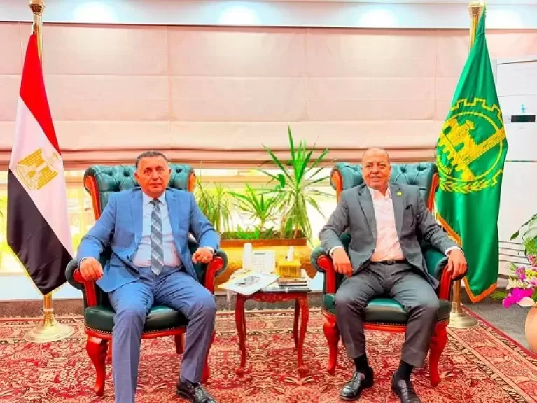 خط أحمر
