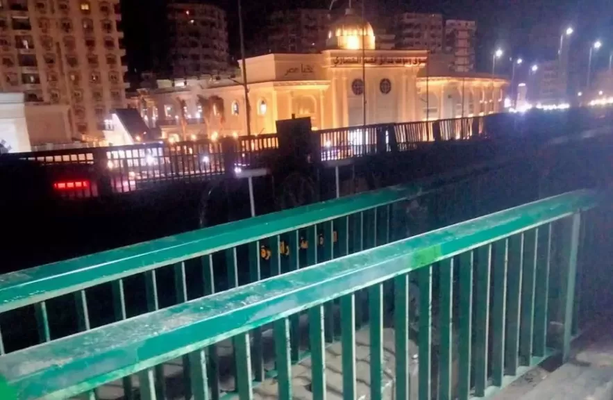 خط أحمر