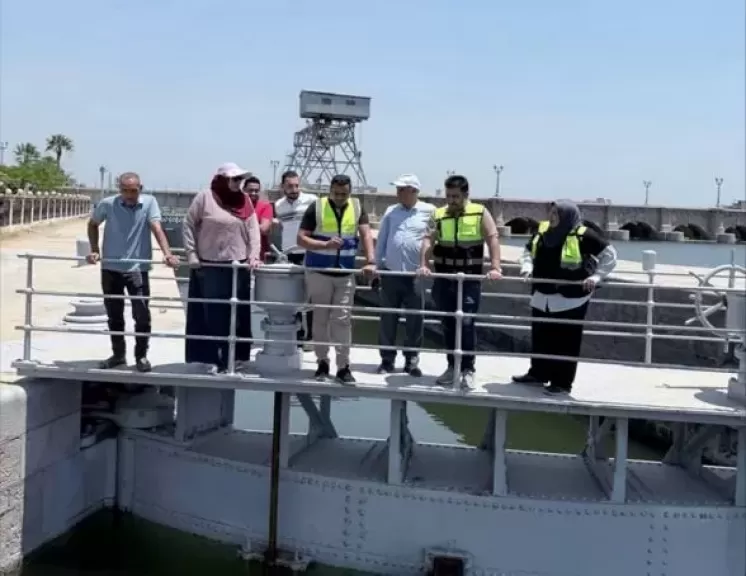خط أحمر