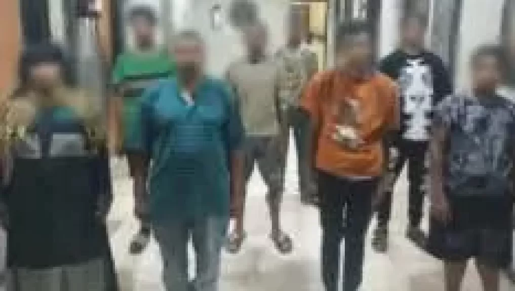 خط أحمر