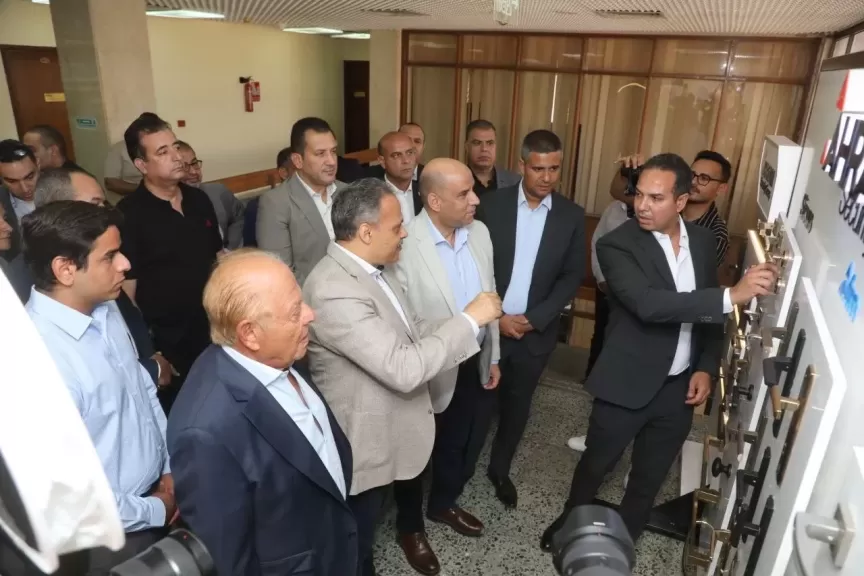 خط أحمر