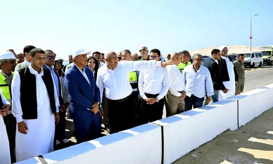 رئيس الوزراء يتابع أعمال تطوير الميناء الشرقي بمدينة مرسي مطروح