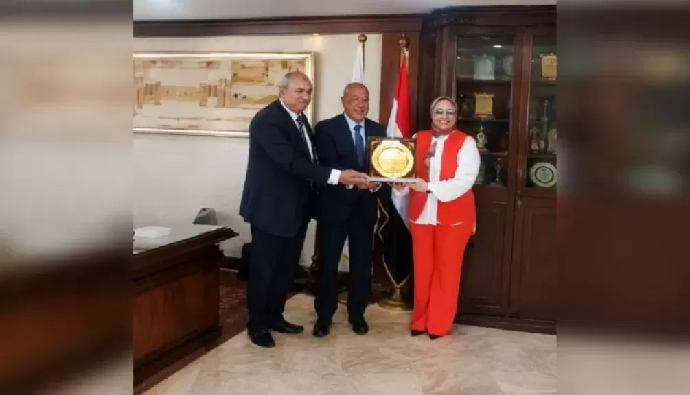 خط أحمر