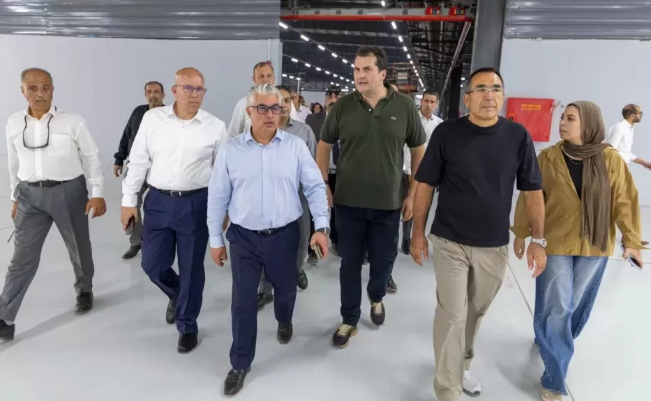 خط أحمر