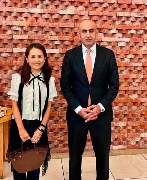 خط أحمر