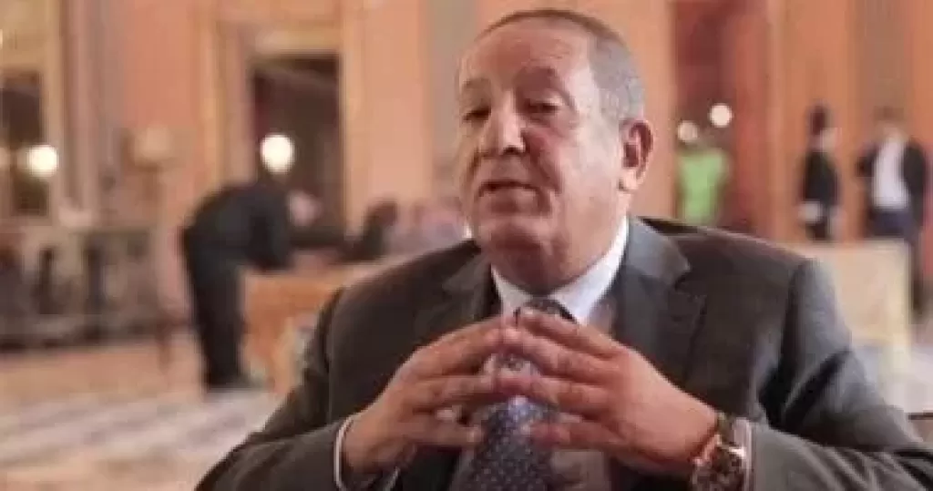 خط أحمر