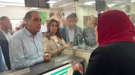 مدبولي يتفقد المركز التكنولوجي بقرية سندبسط بالغربية