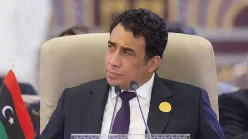 الرئاسي الليبي يدعو إلى تجاوز التوتر في الزاوية بعد حريق خزان وقود