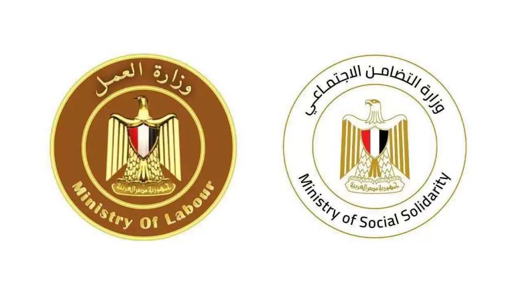 30 ألف جنيه إعانات للمصابين في حادث تصادم سيارتي نقل عمال بالإسماعيلية