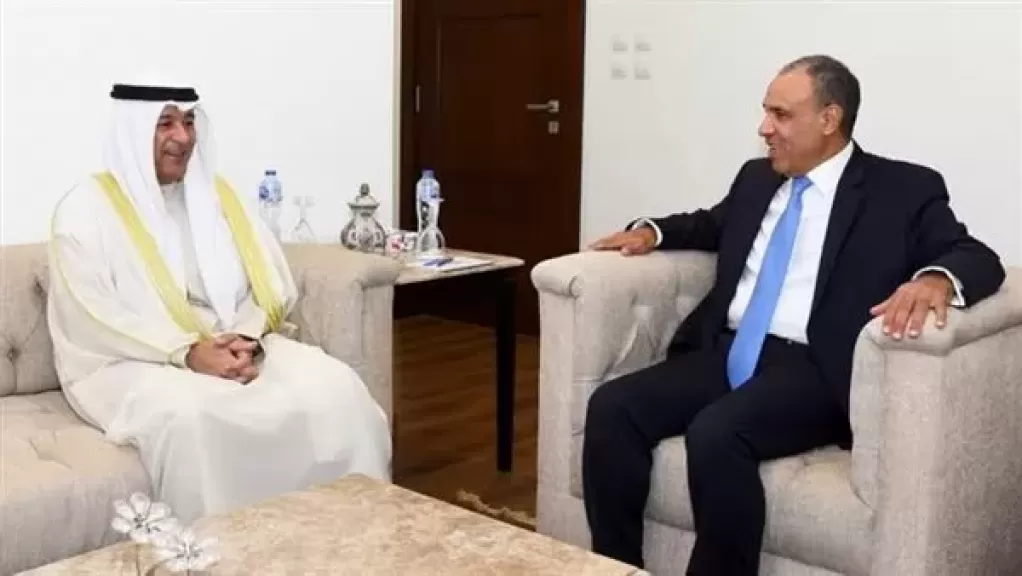 خط أحمر