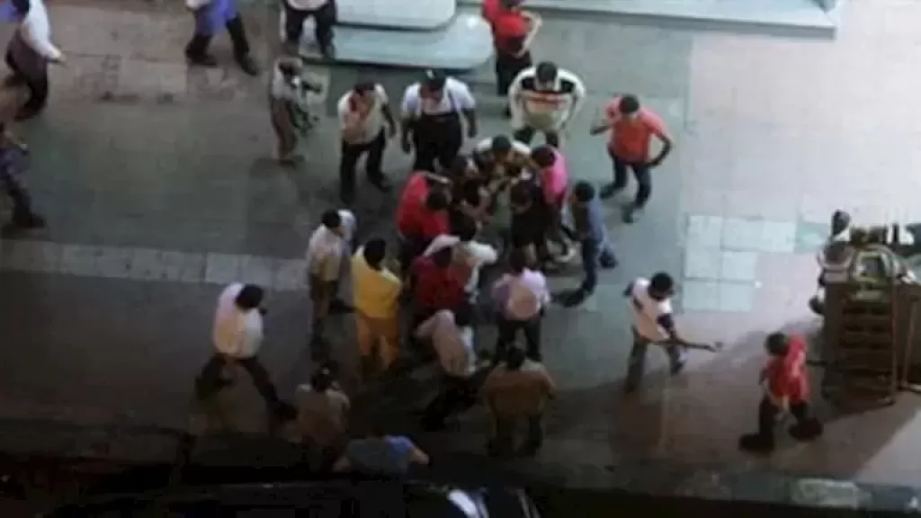 خط أحمر