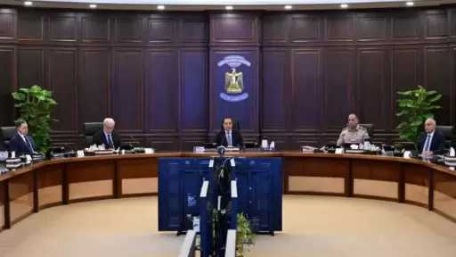رئيس الوزراء يوجه بسرعة الوقوف على أسباب حادث الإسماعيلية ومضاعفة التعويضات