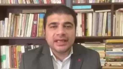 سامح لاشين: إيران متمسكة بورقة مضيق هرمز لتحقيق مكاسب استراتيجية