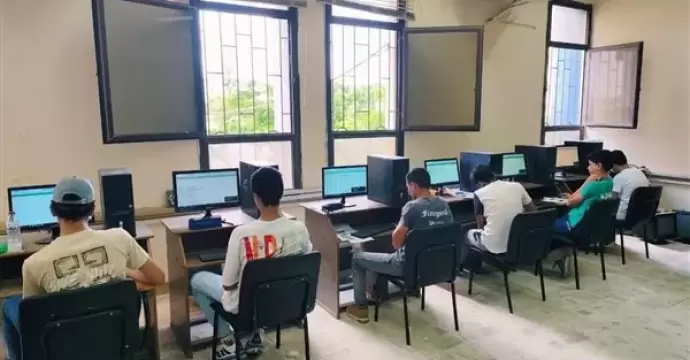 بدء اختبارات الطلبة المتقدمين للالتحاق بمدارس المتفوقين.. اليوم