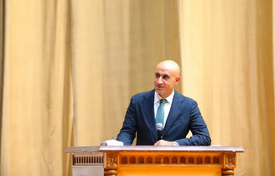 خط أحمر