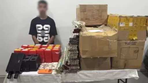 ضبط طالب يدير صفحة للترويج لبيع الألعاب النارية بالقليوبية