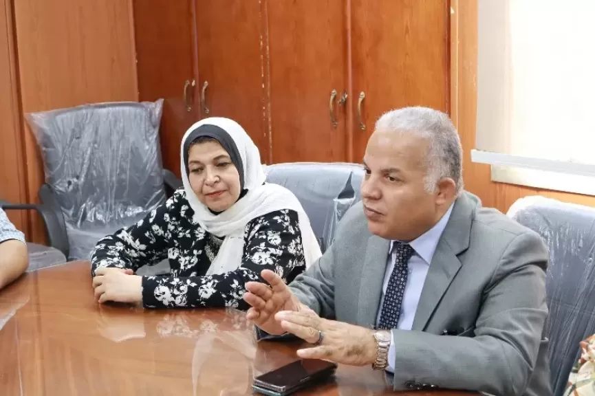 خط أحمر