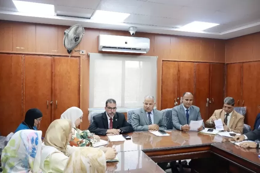 خط أحمر