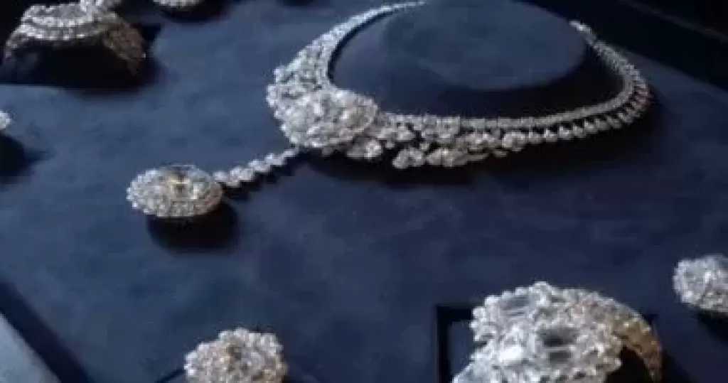 مجوهرات جورجينا في زفافها.. عقد بـ10 ملايين وخاتم بـ7 ملايين دولار